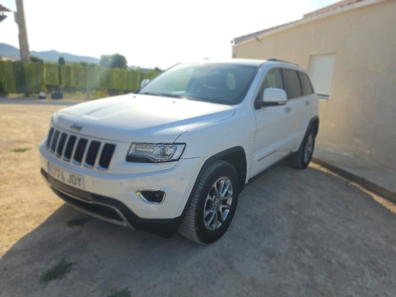 Jeep Grand Cherokee 2015 - foto 1
