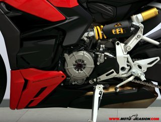 DUCATI STREETFIGHTER V2