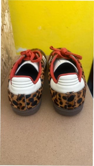 Adidas Samba OG Leopardo Rojo Talla 41