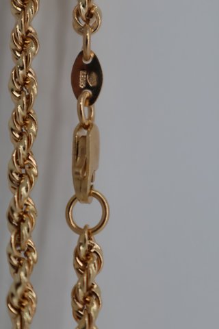 J-0891 Cadena Salomónica Oro 18K