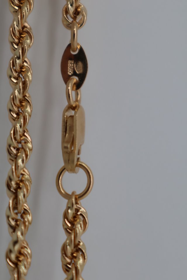 J-0891 Cadena Salomónica Oro 18K