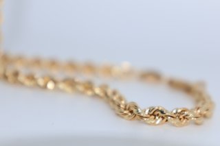 J-0891 Cadena Salomónica Oro 18K