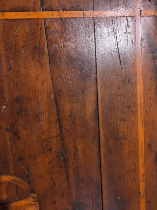 Mesa de madera rústica
