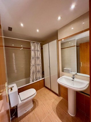 Piso en alquiler en Sanchinarro en Madrid