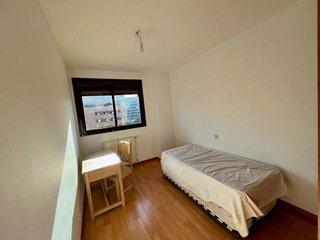 Piso en alquiler en Sanchinarro en Madrid