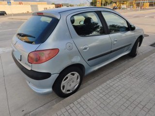 Peugeot 206 2003