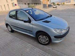 Peugeot 206 2003