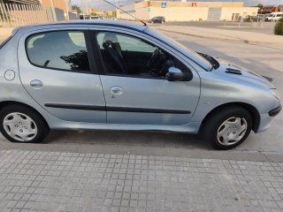 Peugeot 206 2003