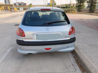 Peugeot 206 2003
