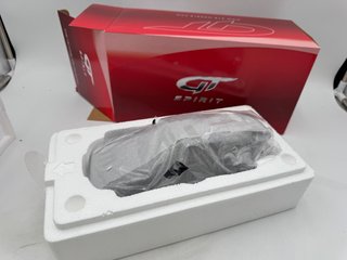 GT028 GT Spirit 930 Flat Nose Blue 1/18