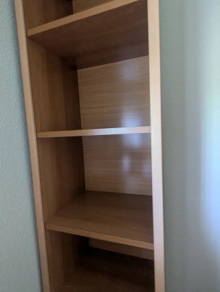 Estantería alta efecto madera