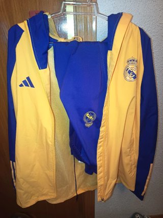 Chándal Real Madrid Adidas morado y Amarillo