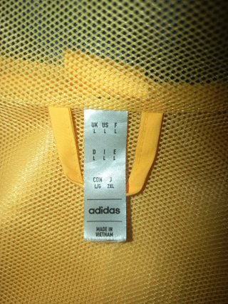 Chándal Real Madrid Adidas morado y Amarillo