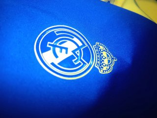 Chándal Real Madrid Adidas morado y Amarillo