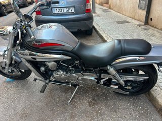 Hyosung Aquila 650 2012