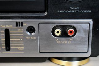 Mini cadena Sony CFS-1030 Radio Cassette Años 90