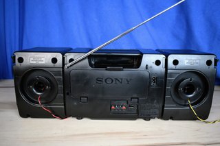 Mini cadena Sony CFS-1030 Radio Cassette Años 90