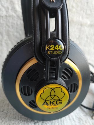 Auriculares AKG K240 Studio Profesionales estudio