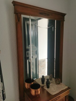 Mueble de entrada madera y espejo