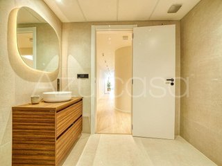 Piso en venta en Ensanche - Diputación en Alicante