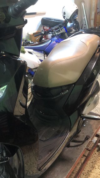 Peugeot Belleville 125 2019 Negra
