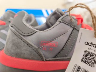 Zapatillas Adidas Grises y Rojas