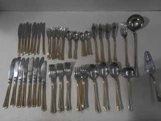 Elegante Cubertería Completa Filo Dorado