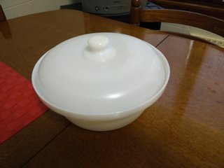 Sopera/Ensaladera Blanca con Tapa