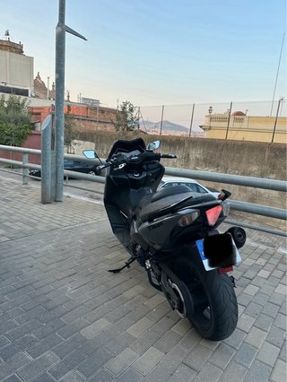 Yamaha Tmax 530 Maxi-Scooter Gris