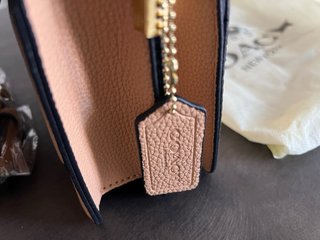 Borsa Coach Beige con logo dorato