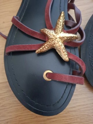 Sandalias ZARA Piel Estrella Dorada