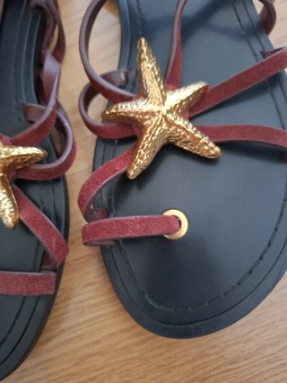 Sandalias ZARA Piel Estrella Dorada
