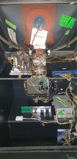 Máquina Arcade ORIGINAL monitor antiguo