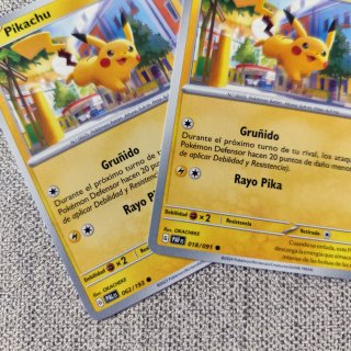 9 Cartas Pikachu Español