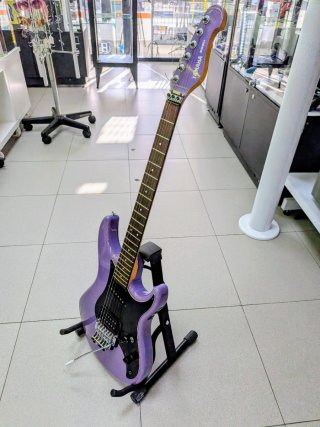 Guitarra Eléctrica Yamaha SE211
