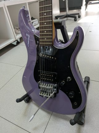 Guitarra Eléctrica Yamaha SE211