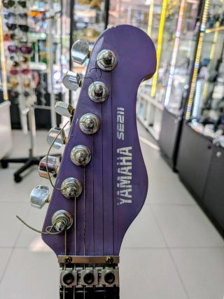 Guitarra Eléctrica Yamaha SE211