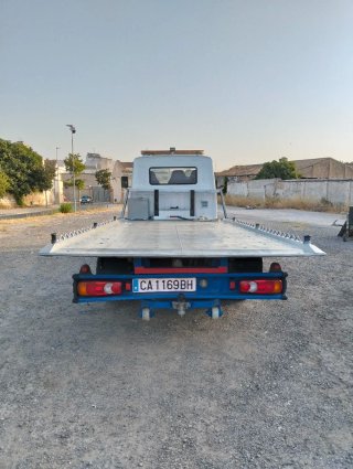 Nissan Trade 1999