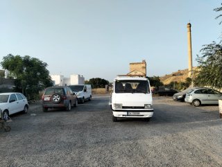 Nissan Trade 1999