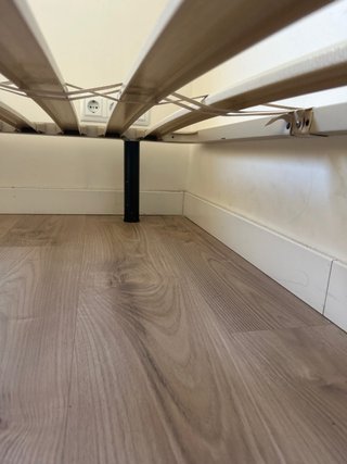 Somier 135cm. Se vende en persona.