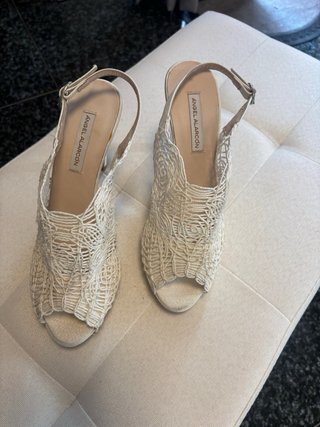 Zapatos Angel Alarcón blancos sin estrenar