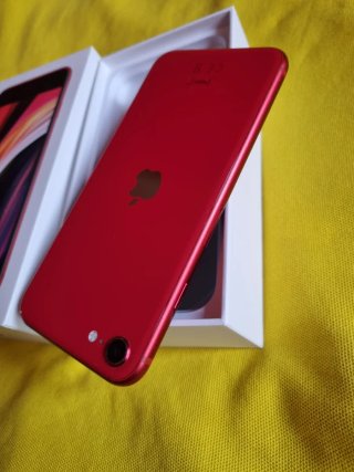 iPhone SE 2da Gen 64GB Rojo