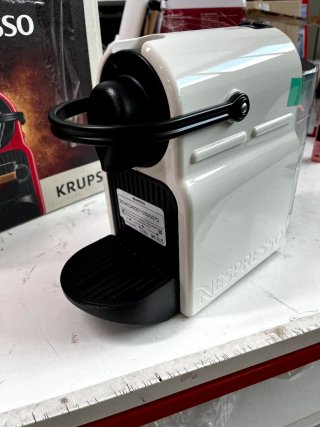 Cafetera Nespresso Inissia Krups Roja