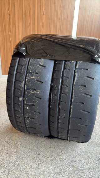 Neumáticos Hankook 18 T33 (Duro)