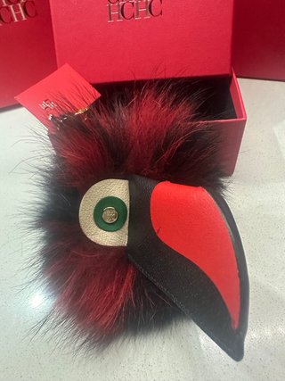 Llavero Charm Carolina Herrera Piel