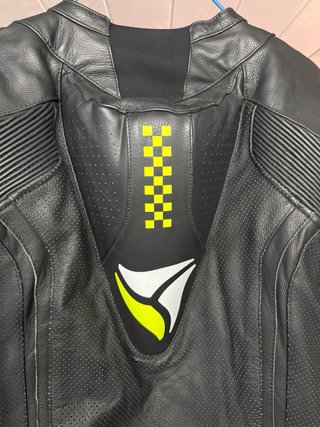 Mono de moto SHUA R-tech negro y amarillo