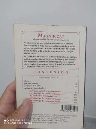 Libro religioso Magnificat Octubre 2015. Libreto