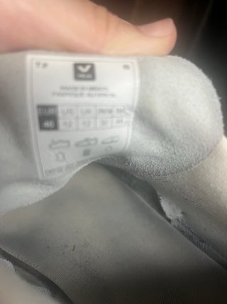 Zapatillas Veja Blancas y Rojas
