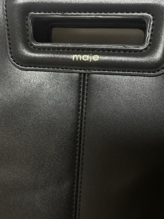 Bolso M A J E Negro Flecos Cadena Dorada