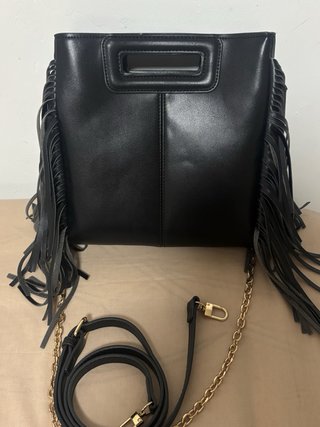 Bolso M A J E Negro Flecos Cadena Dorada